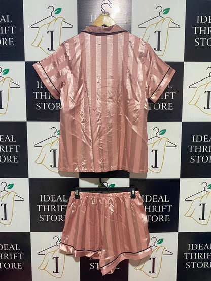 |L| B35| PREMIUM SILKY SATIN STRIPED SHORT-SLEEVE PYJAMA SET