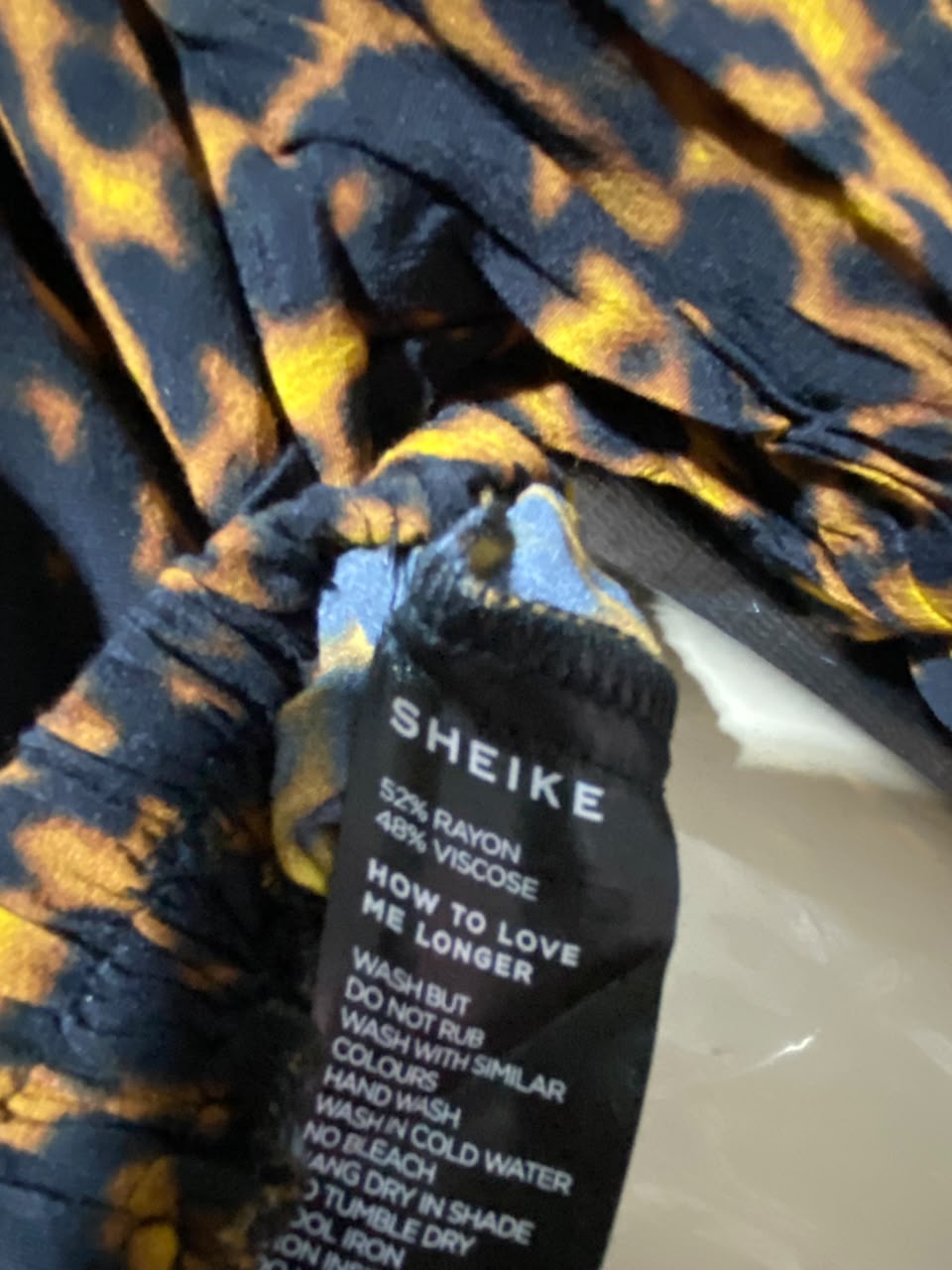 SHEIKE |S| BUST FREE| B35| CHIC TORTOISESHELL LEOPARD PRINT CROPPED BUTTON-DOWN BLOUSE