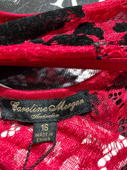 CAROLINE MORGAN |M| BUST 18| B35| WOMEN'S RED FLORAL LACE HIGH-LOW SLEEVELESS DRESS