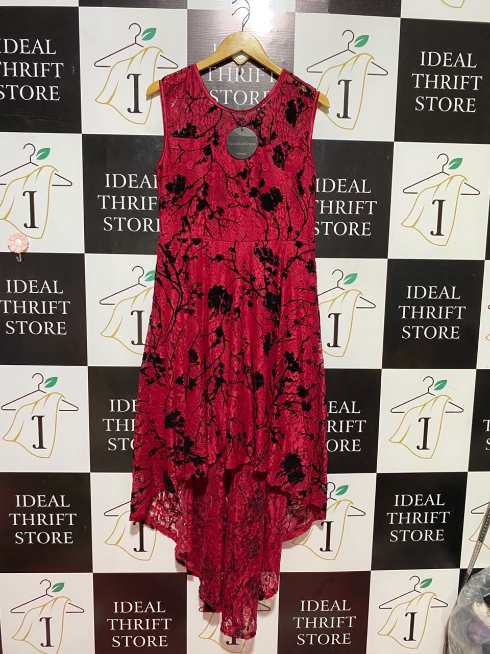 CAROLINE MORGAN |M| BUST 18| B35| WOMEN'S RED FLORAL LACE HIGH-LOW SLEEVELESS DRESS
