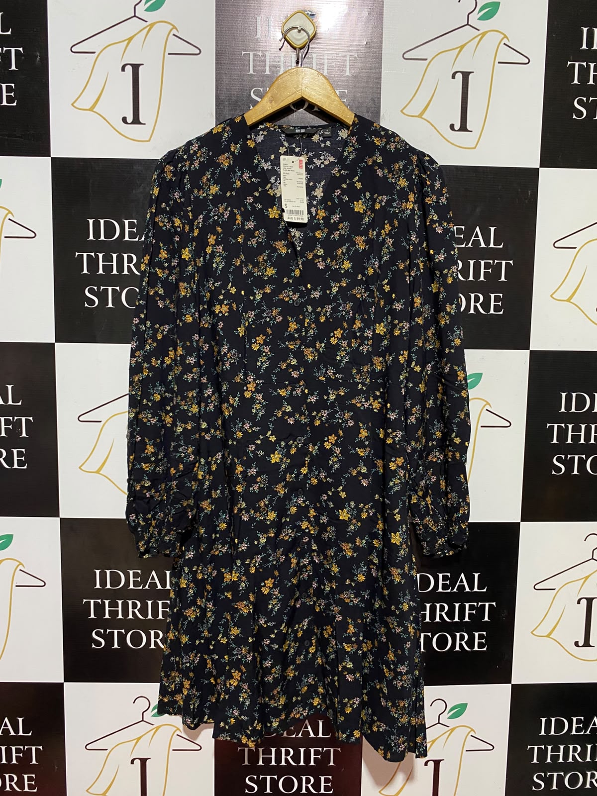 UNIQLO |M| BUST 18| B35| WOMEN'S LONG SLEEVE V-NECK FLORAL BUTTON-FRONT MIDICHI DRESS