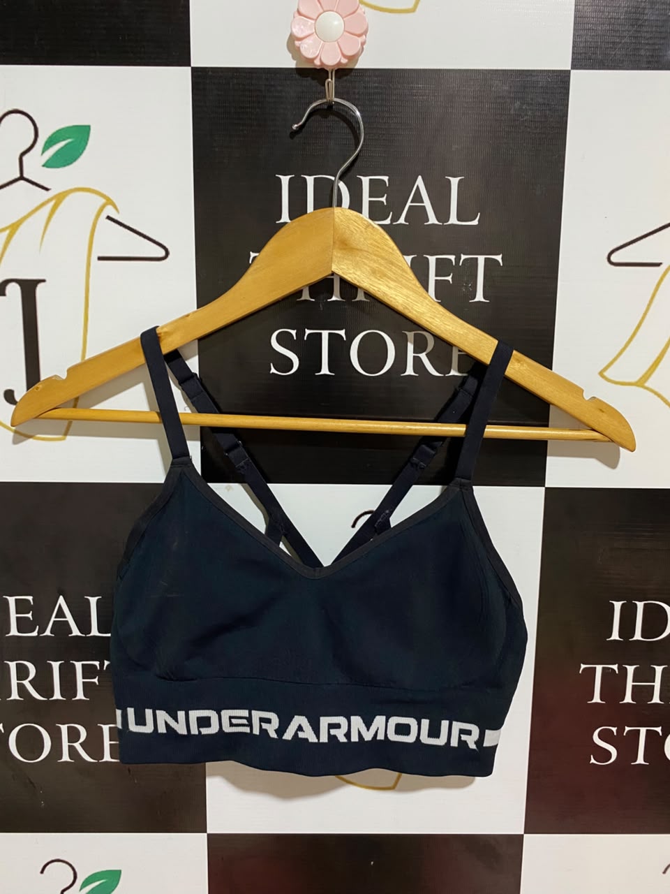 UNDER ARMOUR |S| BUST 13| B35| WOMEN'S SEAMLESS STRAPPY SPORTS BRA IN BLACK WITH WHITE BRANDED BAND