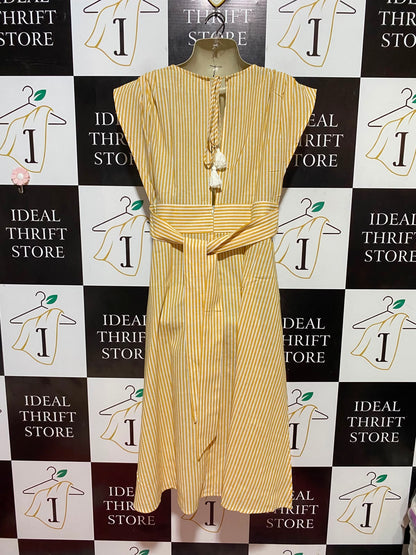 MISS VALLEY |L| BUST 20| B35| WOMEN'S VERTICAL STRIPED V-NECK BUTTON-FRONT MIDI DRESS IN YELLOW AND WHITE