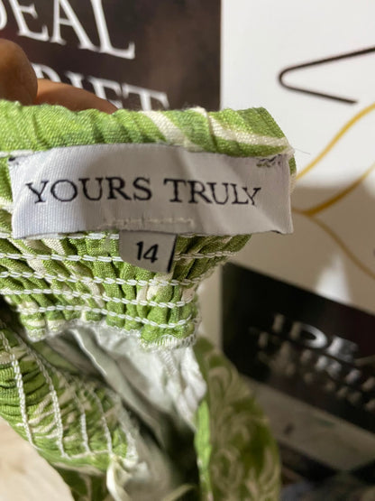 YOURS TRULY |L| B35| PREMIUM LINEN BLEND LEAF PRINT CO-ORD SET - GREEN & WHITE