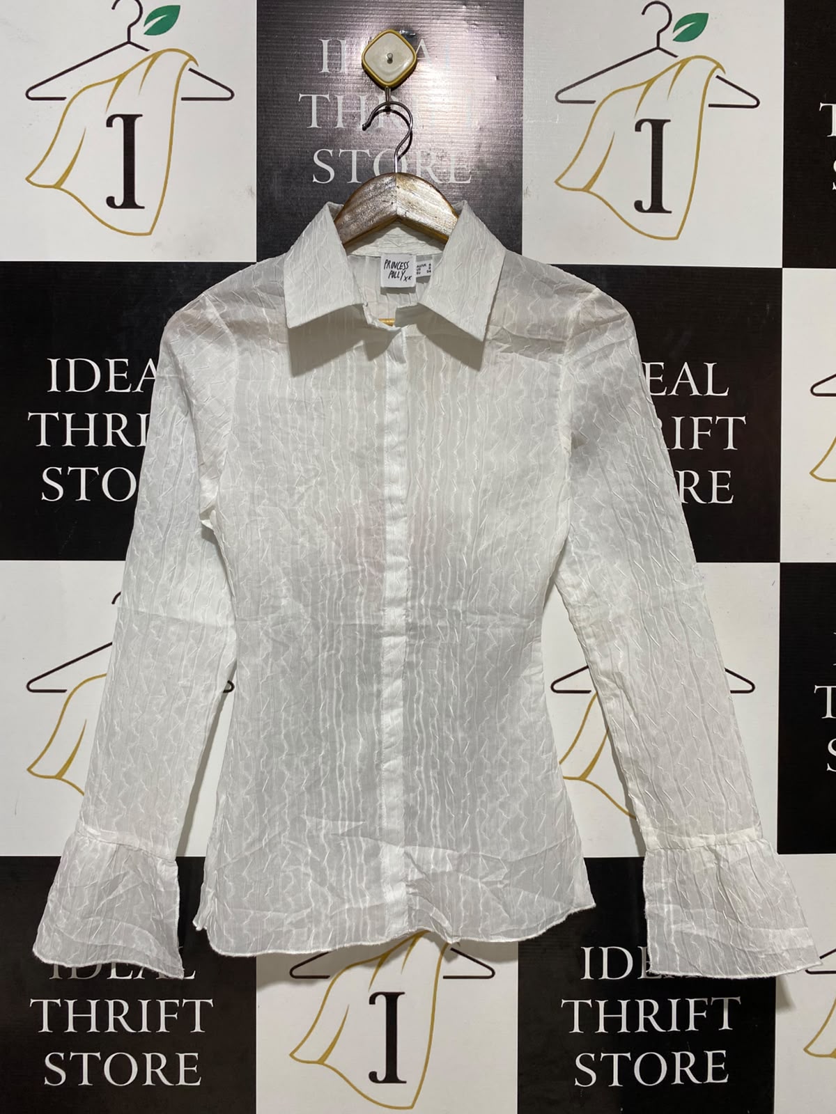PRINCESS POLLY |S| BUST 16| B35| WHITE TEXTURED CRINKLE BUTTON-DOWN SHIRT