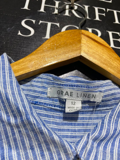 GRAE LINEN |M| BUST 21| B35| BLUE AND WHITE STRIPED BUTTON-DOWN SHIRT WITH ROLL-UP SLEEVES