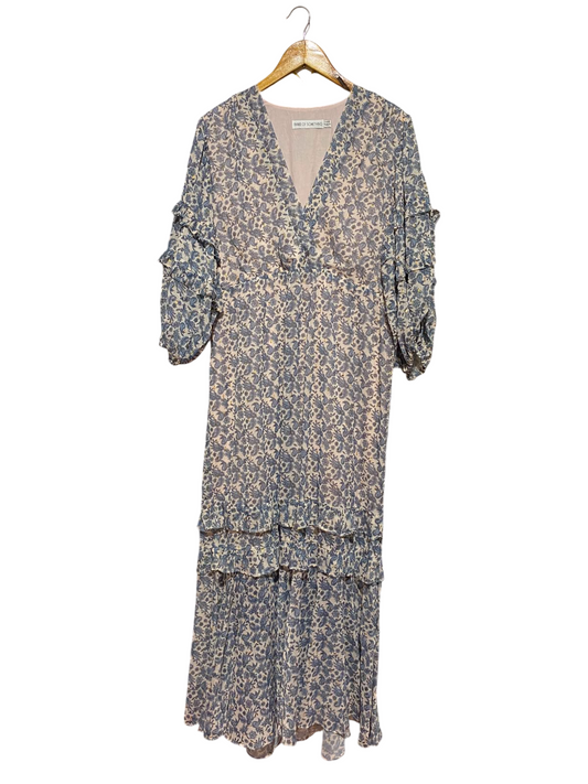 THREE OF SAMETHING |L| BUST 20| B36| BLUE & BEIGE PAISLEY PRINT TIERED MAXI DRESS