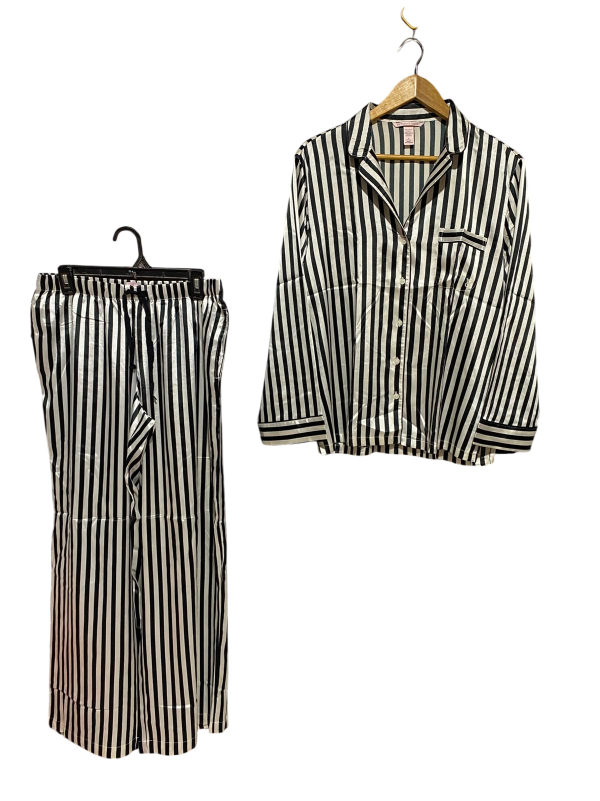 VICTORIAS SECRET |M| B36| SATIN STRIPED PAJAMA SET