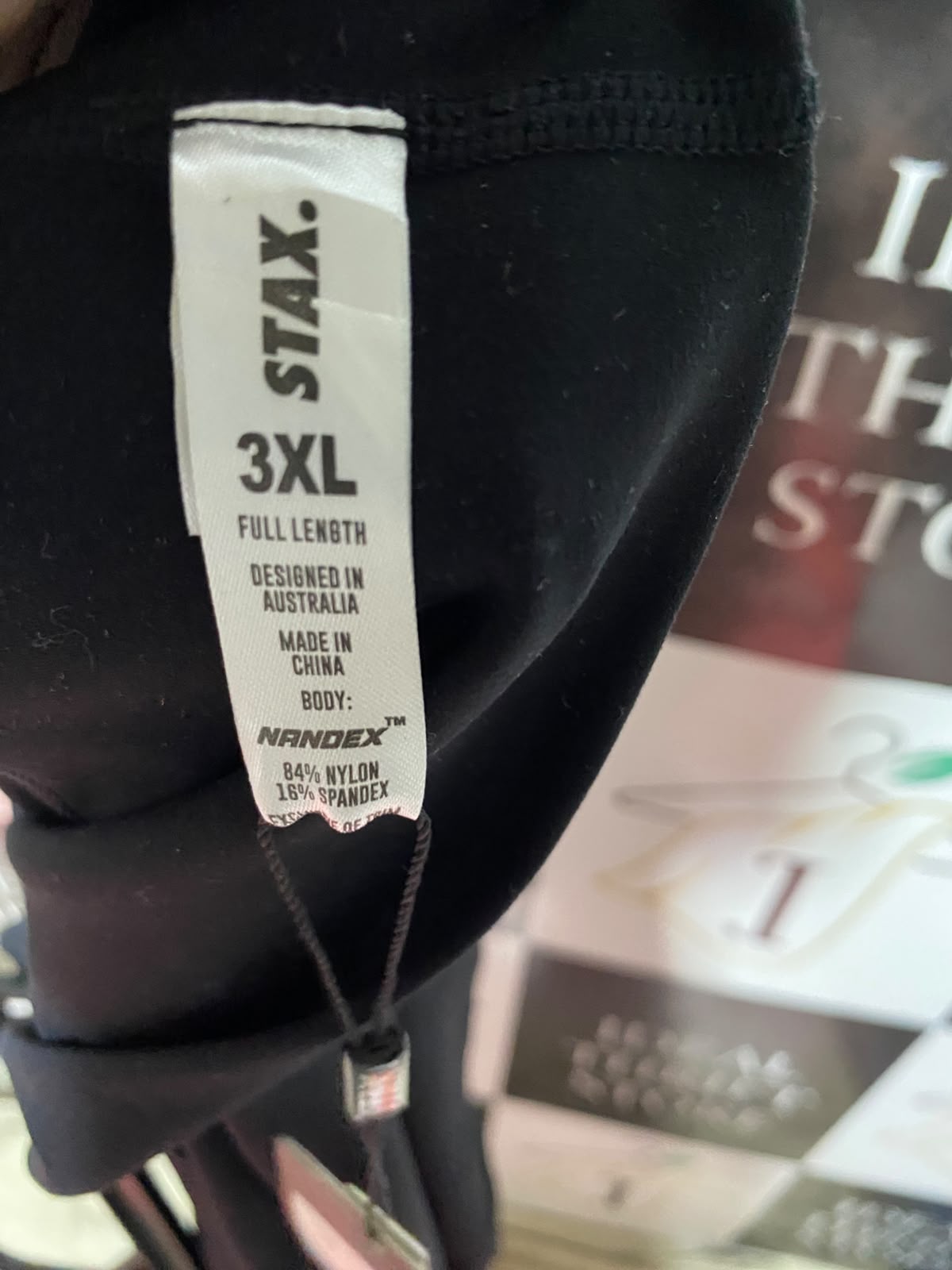 STAX |L| WAIST 30| B36| HIGH-WAISTED SLEEK BLACK FITNESS LEGGINGS WITH SIDE POCKETS