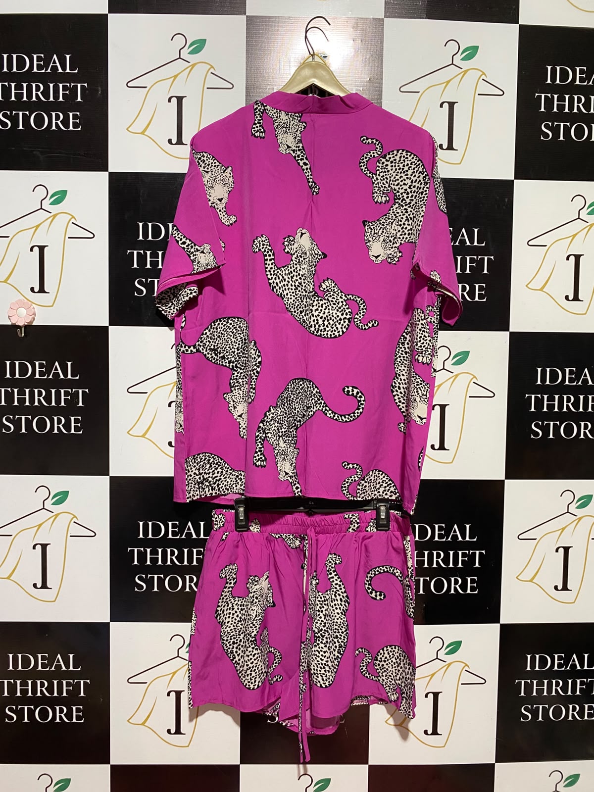 SHEIN CURVE |XL| B36| LADIES MAGENTA LEOPARD PRINT 2-PIECE CO-ORD SET (SHIRT & SHORTS)