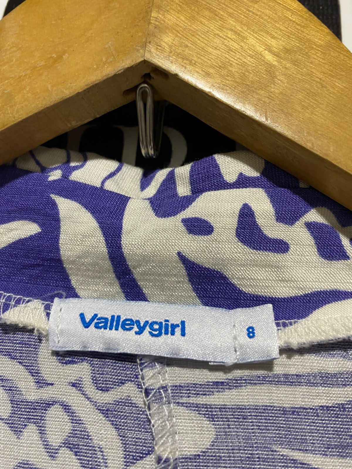 VALLEY GIRL |M| BUST 18| B36| PURPLE FLORAL BUTTON-DOWN MIDI SHIRT DRESS WITH BELT