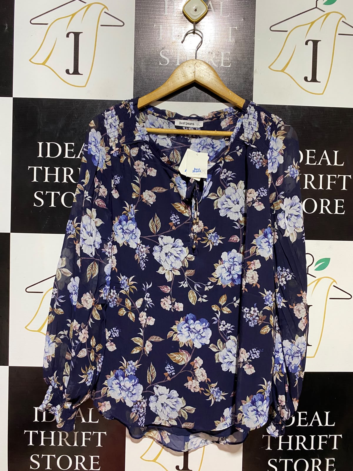JUST JEANS |XL| BUST 22| B37| NAVY BLUE FLORAL BLOUSE LONG BILLOW SLEEVE BOOHO PEASANT TOP