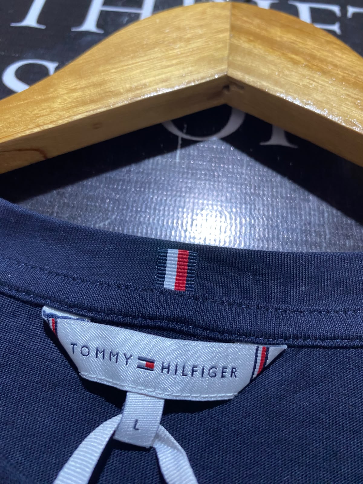 TOMMY HILFIGER |L| BUST 19| B37| NAVY BLUE T-SHIRT DRESS EMBROIDERED SCRIPT LOGO CASUAL SHORT SLEEVE MIDI TEE DRESS