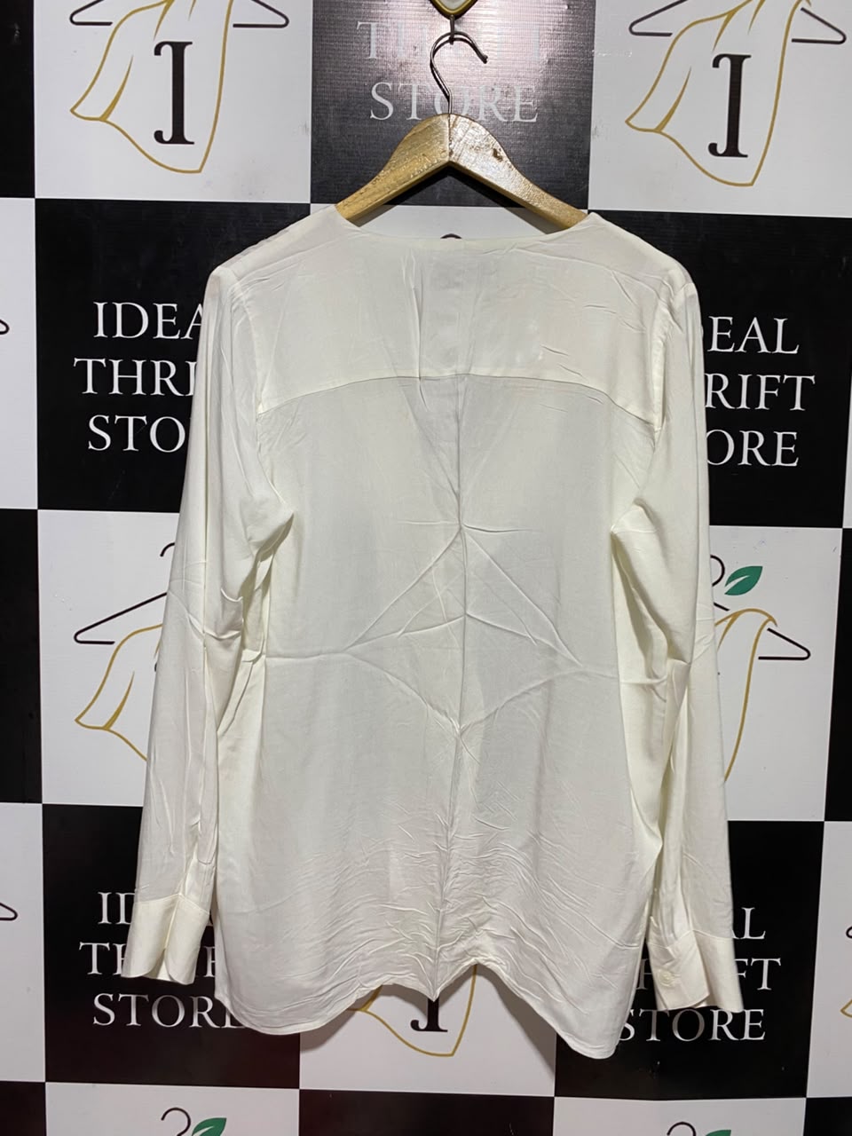 IVYREVEL |L| BUST 22| B37| OFF WHITE V-NECK BUTTON UP BLOUSE LONG SLEEVE OVERSIZED FLOWY SHIRT
