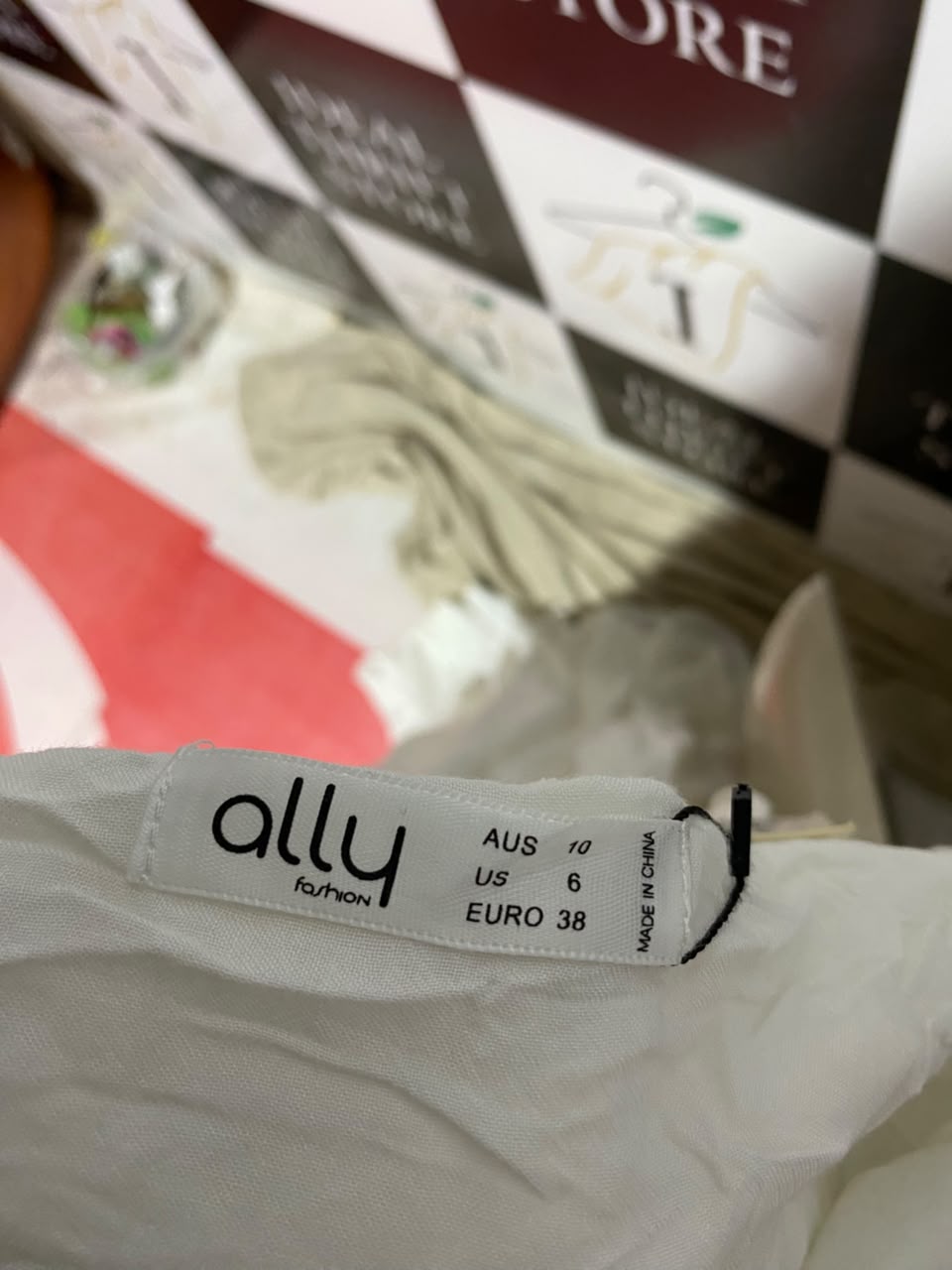 ALLY |M| BUST 17| B37| WHITE COTTON MAXI DRESS TIE UP SHOULDER STRAP CROCHET LACE INSERT TIERED SUNDRESS