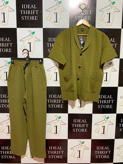 FASHION |M| B36| UNISEX TWO-PIECE LOUNGEWEAR SET WITH CHECKERED TEXTURED SHIRT AND MATCHING DRAWSTRING PANTS IN OLIVE GREEN