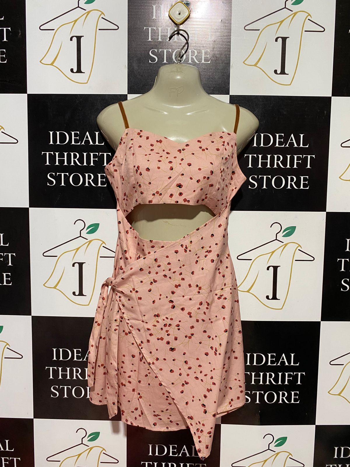 |M| BUST 18| B37| WOMEN'S PINK FLORAL PRINT CUT-OUT WRAP MINI DRESS