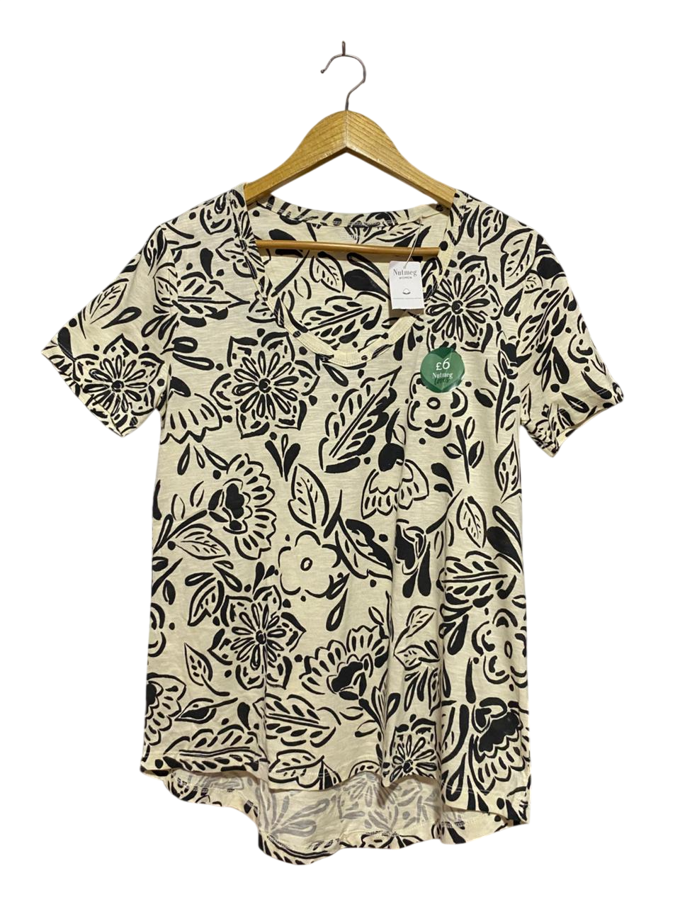 NUTMEG |M| BUST 38| B38| CREAM AND BLACK FLORAL T-SHIRT