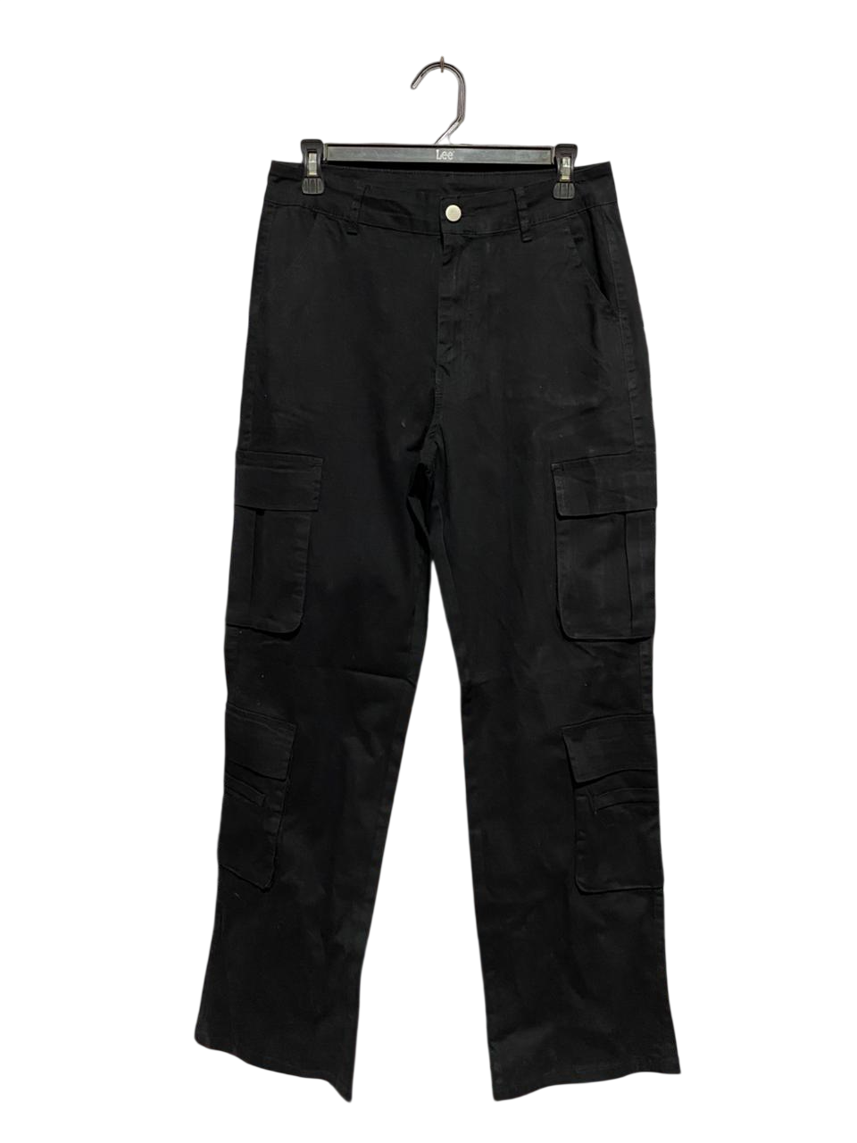 NF |L| WAIST 29| B38| CLASSIC BLACK MULTI-POCKET CARGO PANTS WITH STRAIGHT-LEG FIT