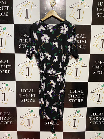 NEXT |L| BUST 21| B38| CASUAL SHORT SLEEVE CREW NECK TIE-WAIST DRESS WITH SIDE SLITS