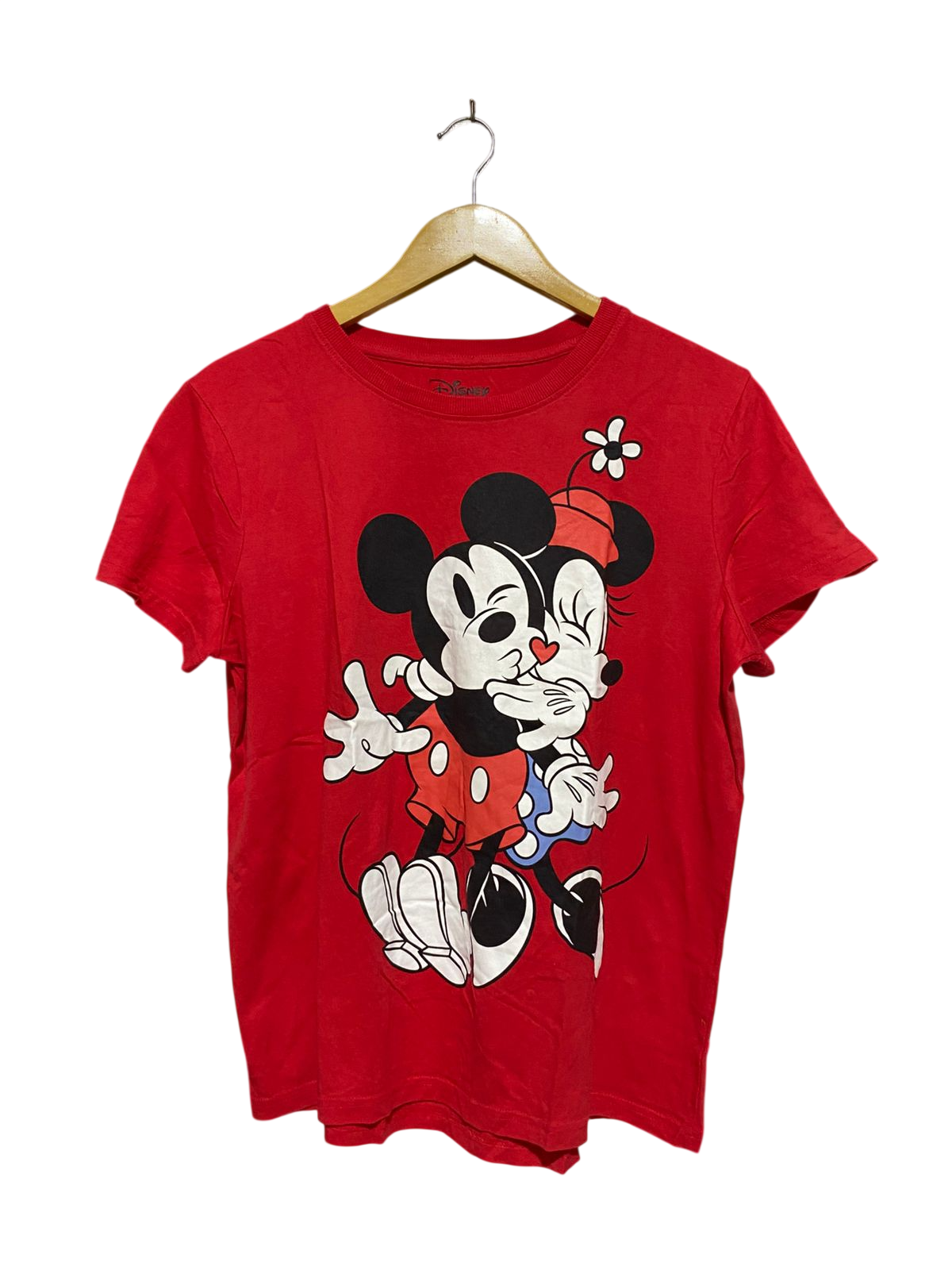 DISNEP |M| BUST 21| B38| MICKEY AND MINNIE MOUSE KISSING RED GRAPHIC T-SHIRT