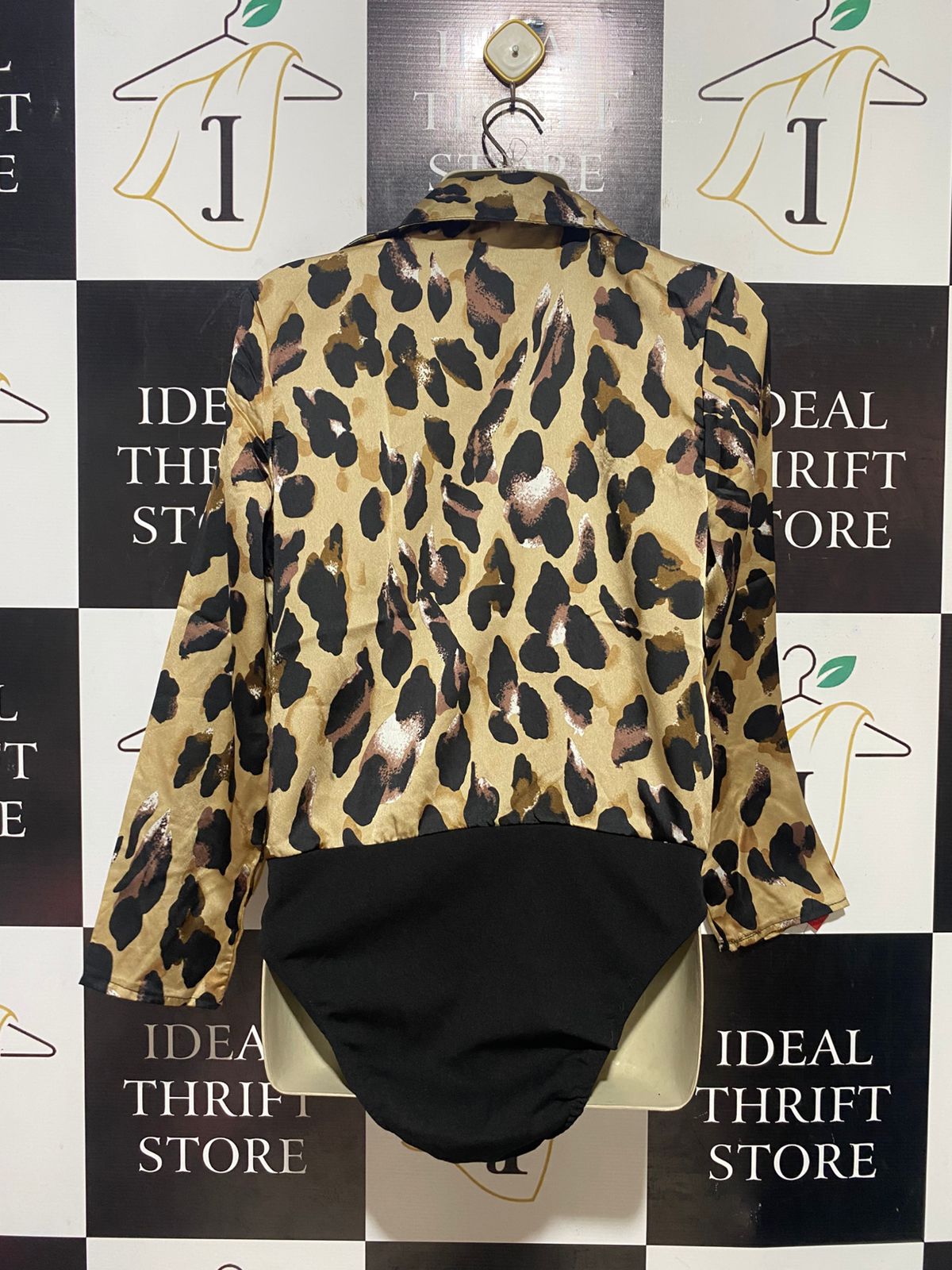 PARISIAN |M| BUST 18| B39| LEOPARD PRINT SATIN SURPLICE BODYSUIT
