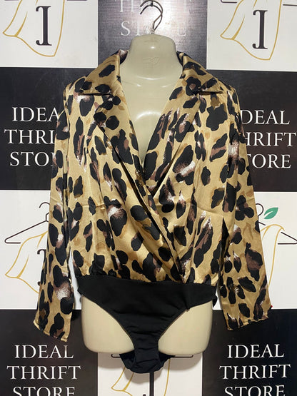 PARISIAN |M| BUST 18| B39| LEOPARD PRINT SATIN SURPLICE BODYSUIT
