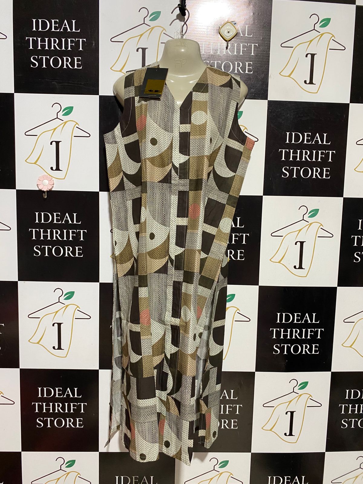 KHADDI |L| BUST 20| B39| RETRO GEOMETRIC PRINT KAFTAN MAXI DRESS