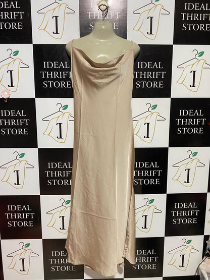 SHEIN |M| BUST 20| B39| ELEGANT SPAGHETTI STRAP COCKTAIL MAXI DRESS
