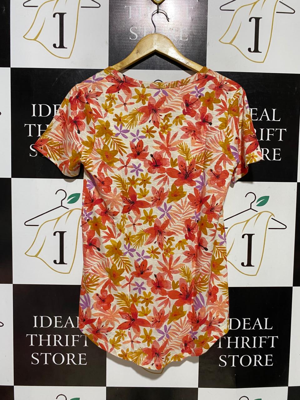 NUTMEG |M| BUST 18| B38| "THE LOOSE TEE" TROPICAL FLORAL SHIRT