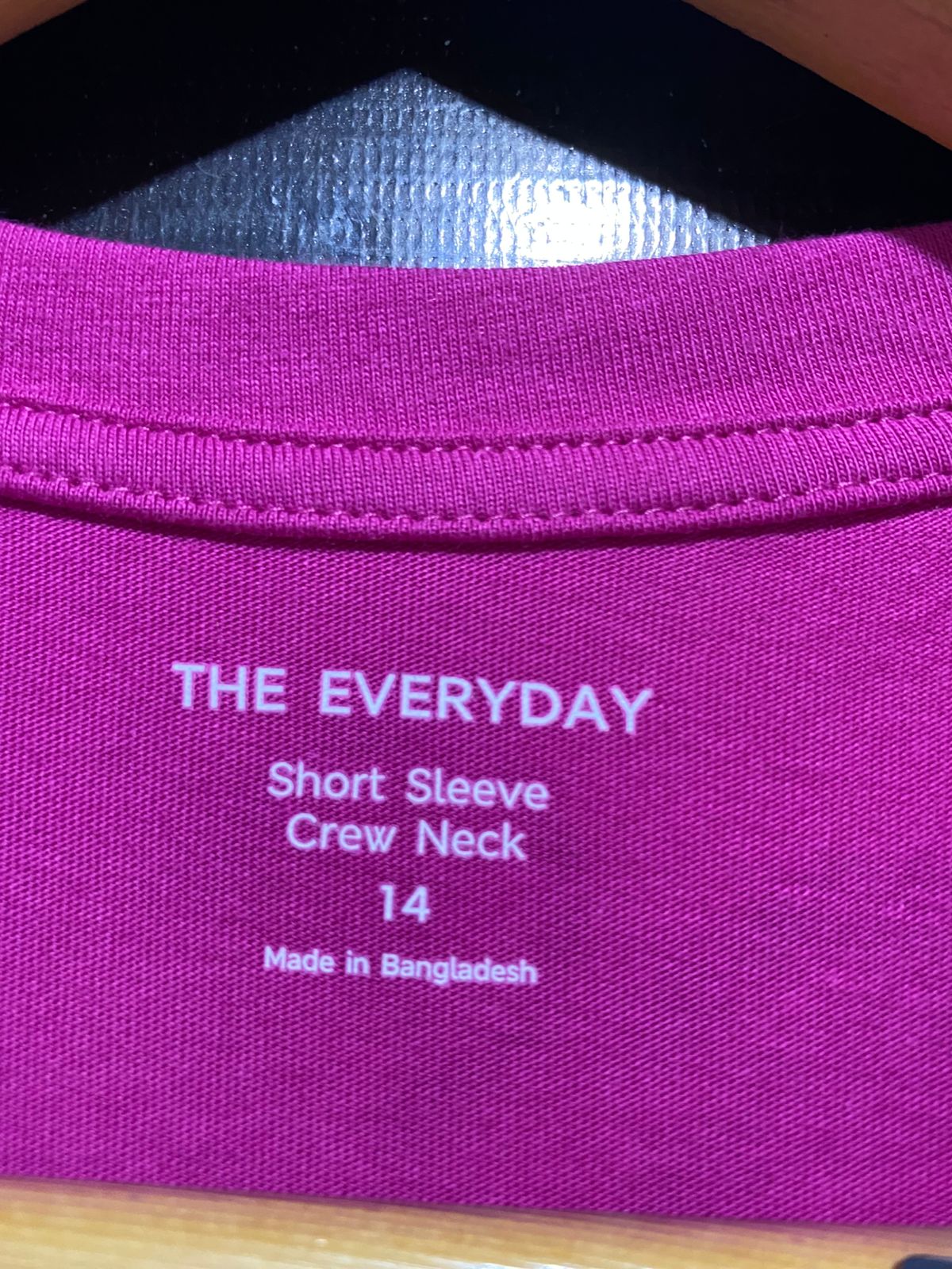 THE EVERYDAY |L| BUST 20| B38| VIBRANT MAGENTA PURPLE RESPONSIBLY SOURCED COTTON CREW NECK TEE