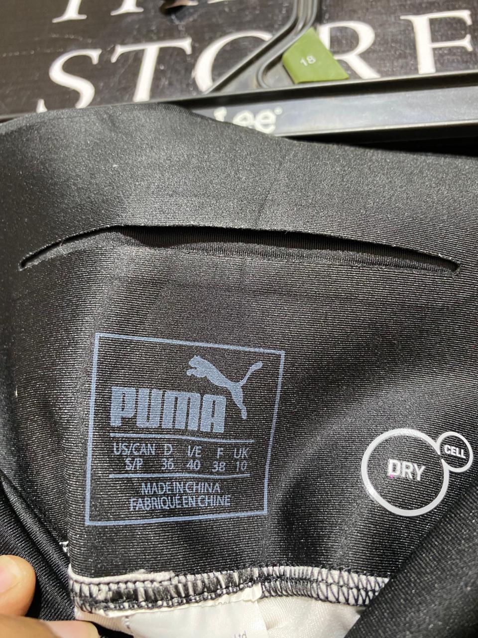 PUMA |S| WAIST 26| B38| HIGH-WAISTED ACTIVE LEGGINGS - BLACK AND WHITE