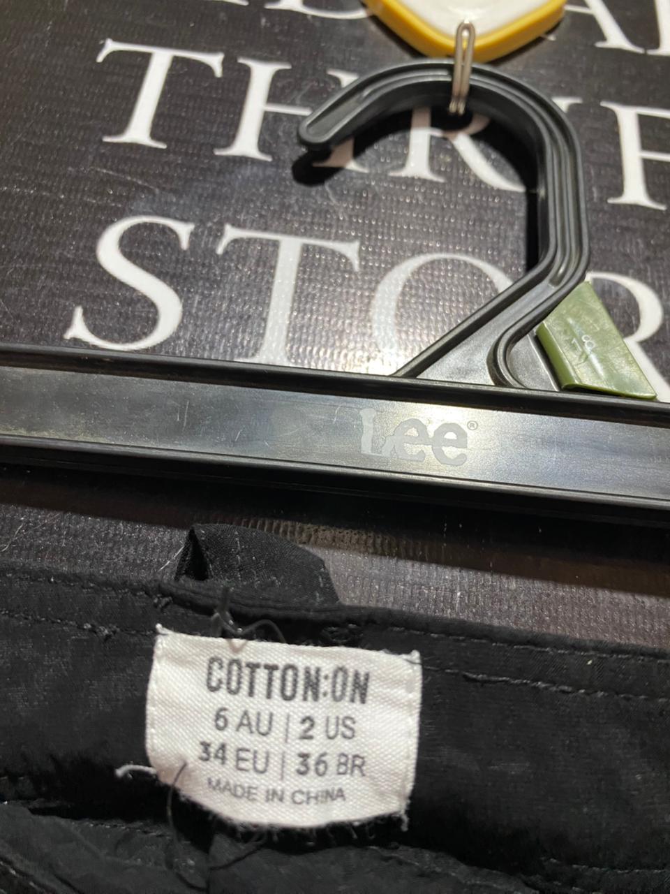 COTTON ON |S| WAIST 26| B38| HIGH-WAISTED BLACK WIDE-LEG CARGO PANTS WITH FLAP POCKETS