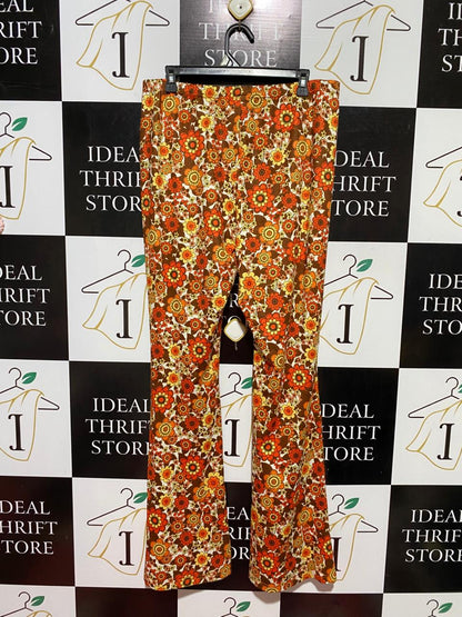 SHEIN |XL| WAIST 34| B39| VIBE FLORAL FLARED PANTS WITH COMFORT ELASTIC WAISTBAND
