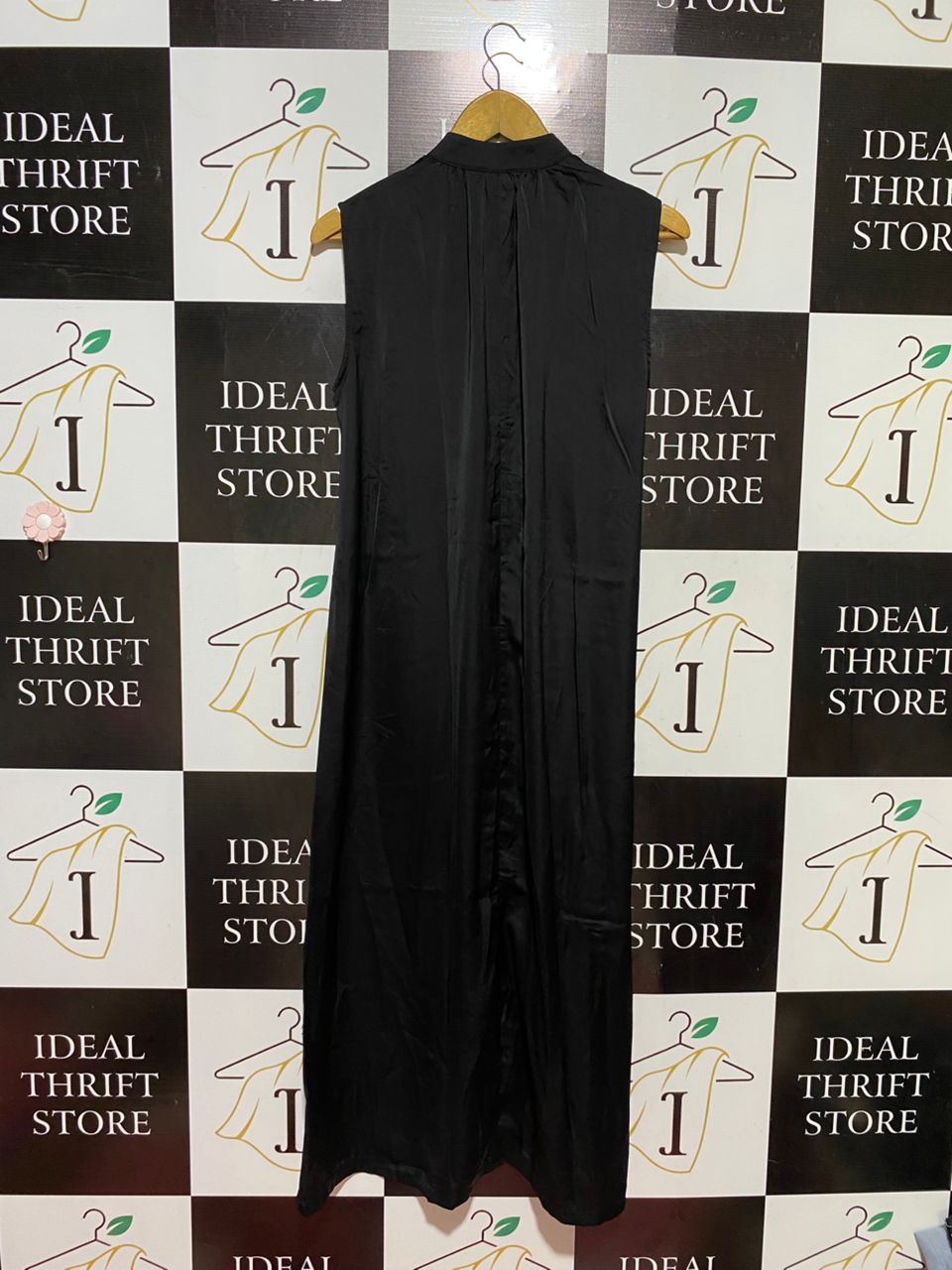 H&M |L| BUST 20| B39| JET BLACK HIGH-NECK SLEEVELESS MAXI SHIFT DRESS