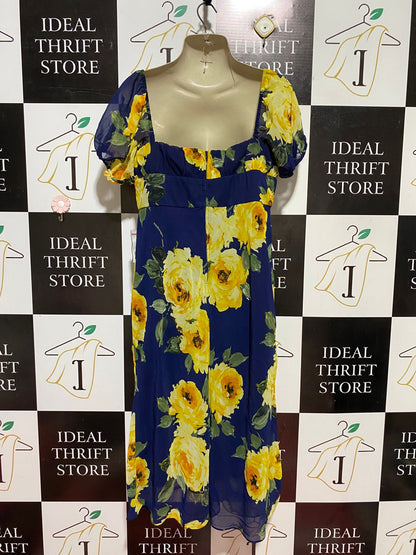 B DARLIN |L| BUST 19| B39| DEEP NAVY BLUE HIGH-RISE STRAIGHT-LEG TROUSERS WITH PRESSED CREASES