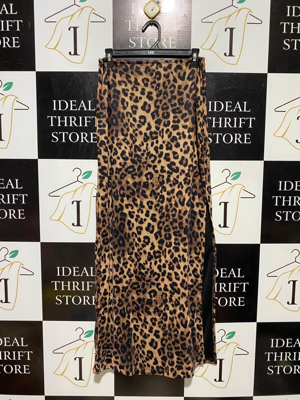 NAA NAA |M| WAIST 28| B39| HIGH-WAISTED SIDE SLIT LONG PROFILE SKIRT