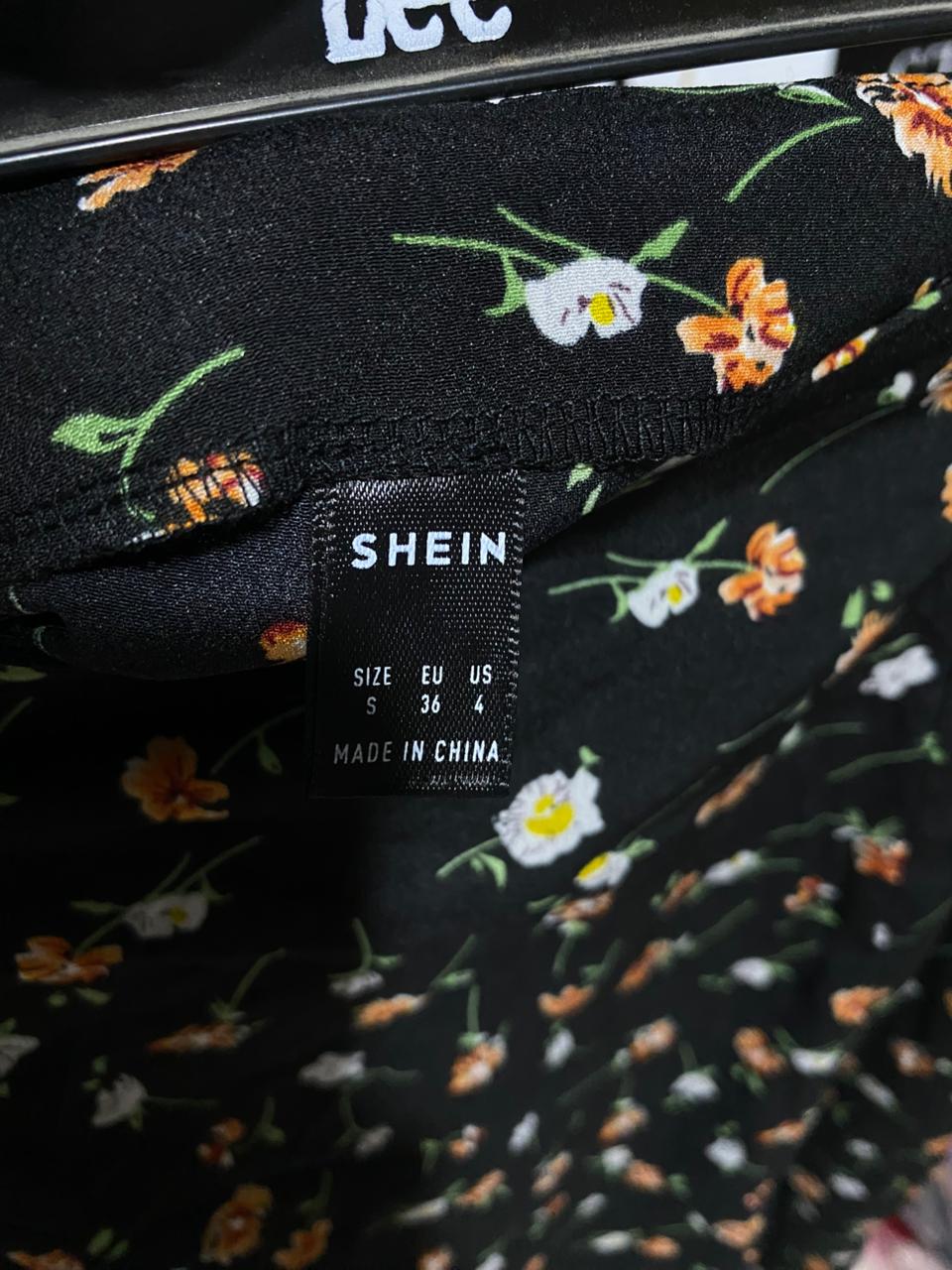 SHEIN |S| WAIST 26| B39| BLACK DITSY FLORAL PRINT MAXI SKIRT