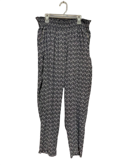|L| WAIST 29| B40| CHIC BLACK AND WHITE GEOMETRIC MONOCHROME SMOCKED WAIST TROUSERS