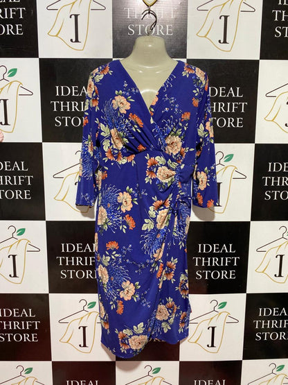 M&CO |L| BUST 20| B40| ROYAL BLUE FLORAL PRINT FAUX WRAP MIDI DRESS WITH SIDE RUCHING