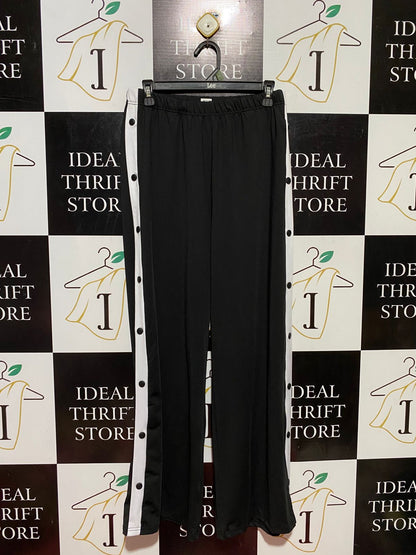 |L| WAIST 29| B39| BLACK WIDE-LEG TRACK PANTS WITH WHITE SIDE STRIPE AND SNAP BUTTON