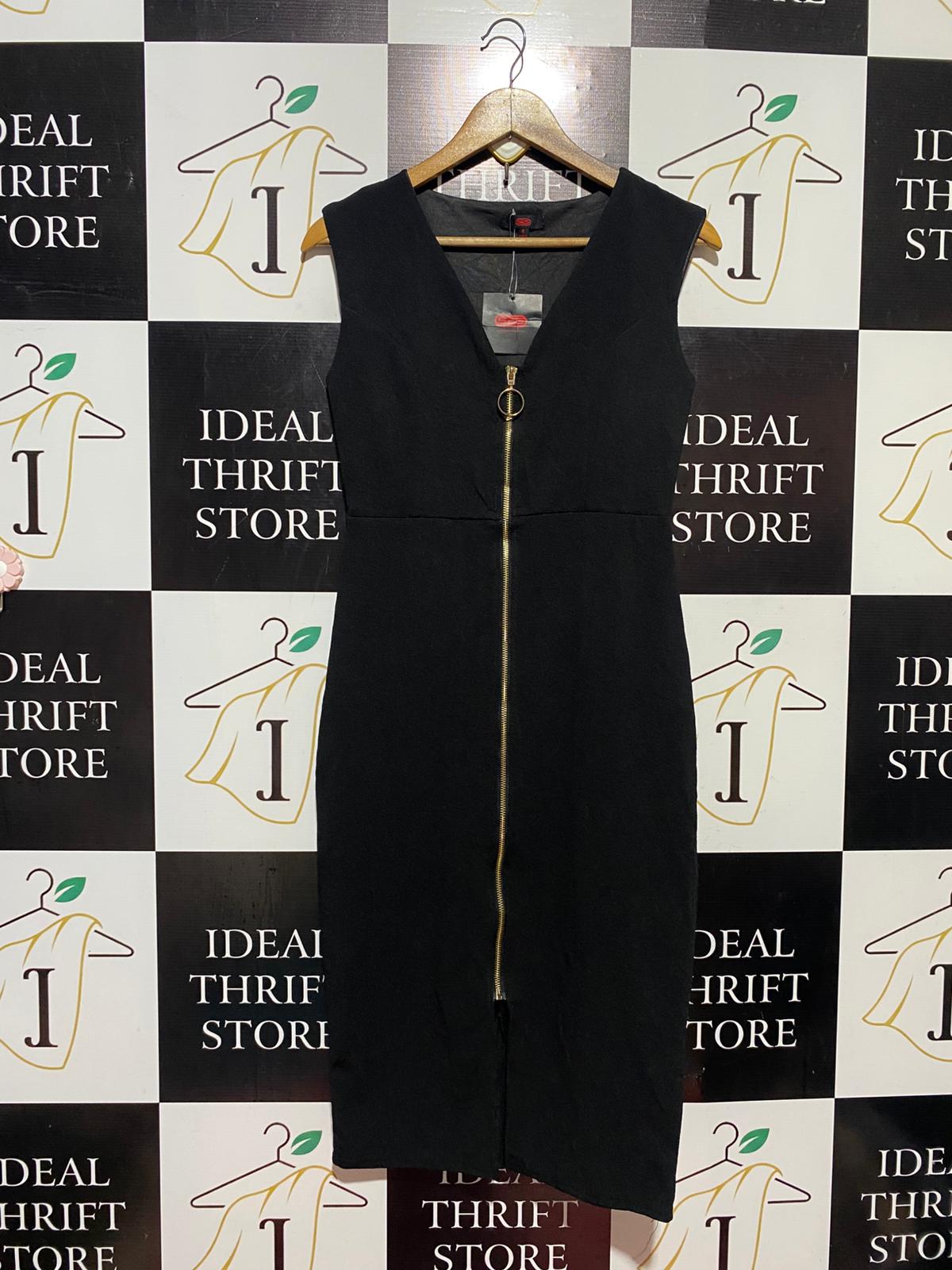 SES |S| BUST 15| B41| BLACK FRONT ZIPPER BODYCON DRESS - SLEEVELESS V-NECK SHEATH DRESS WITH O-RING PULL