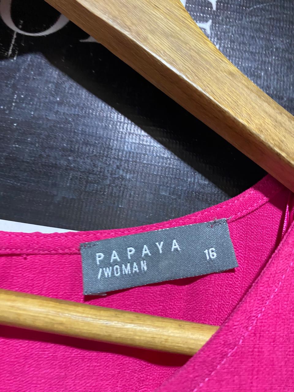 PAPAYA |L| BUST 19| B40| MAGENTA PINK FLUTTER SLEEVE SHIFT DRESS