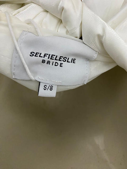 SELIELESLIE |M| BUST 17| B41| CREAM SATIN STRAPLESS PLEATED MAXI DRESS