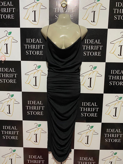 PRETTYLITTLE THING |M| BUST 16| B42| BLACK COWL NECK RUCHED SPAGHETTI STRAP MAXI DRESS