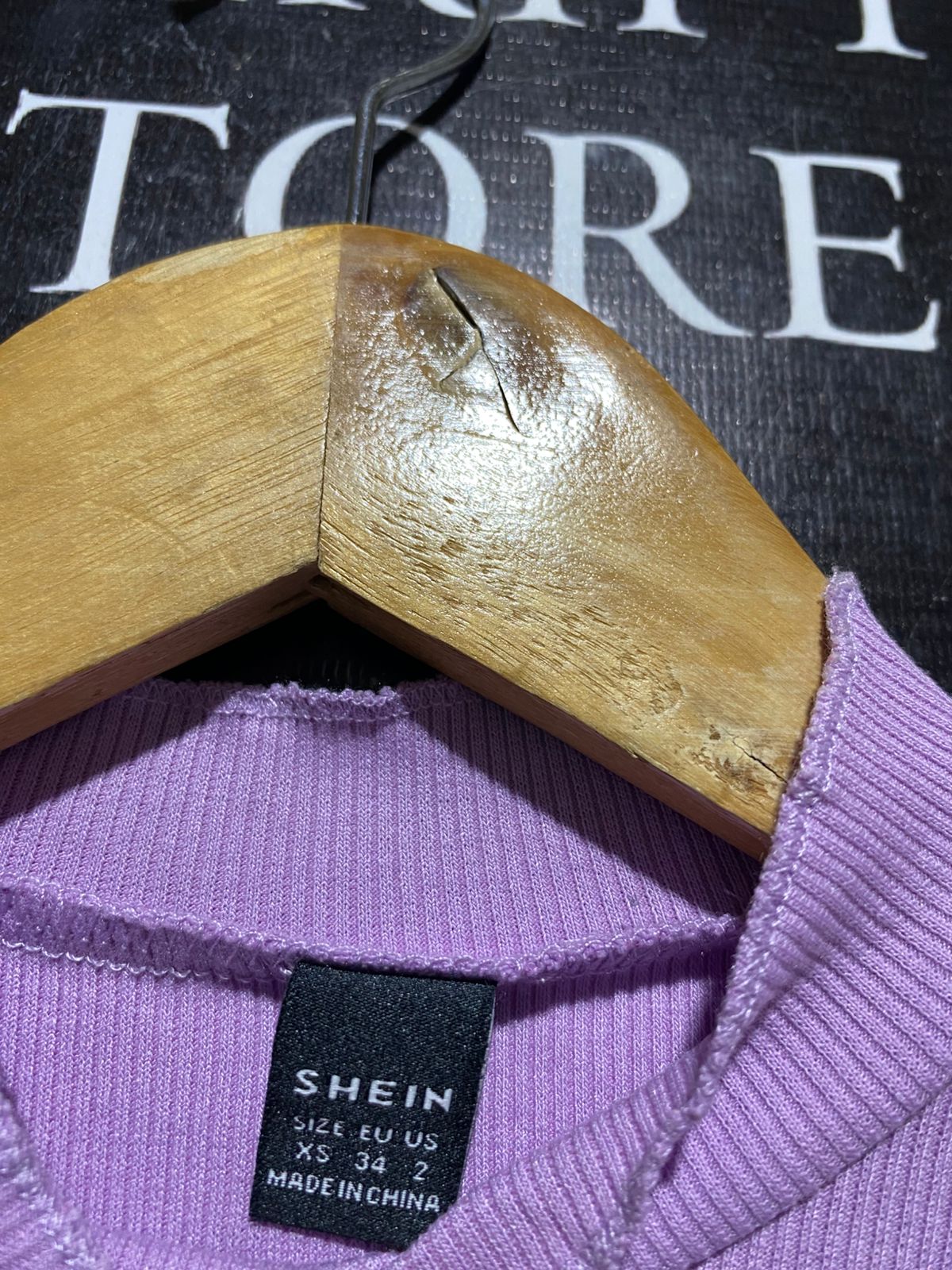 SHEIN |XS| BUST 14| B42| LAVENDER PEARL EMBELLISHED MOCK NECK SHORT SLEEVE TOP