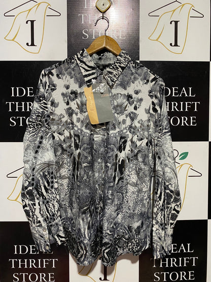 LIZ JORDAN |L| BUST 21| B42| MONOCHROME ANIMAL AND FLORAL PRINT LONG SLEEVE BUTTON-UP SHIRT