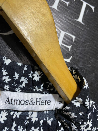 ATMOS & HERE |L| BUST 20| B42| BLACK AND WHITE DITSY FLORAL MOCK NECK LONG SLEEVE BLOUSE
