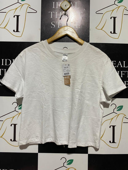 ANKO |L| BUST 20| B42| CLASSIC WHITE SHORT SLEEVE CROP T-SHIRT
