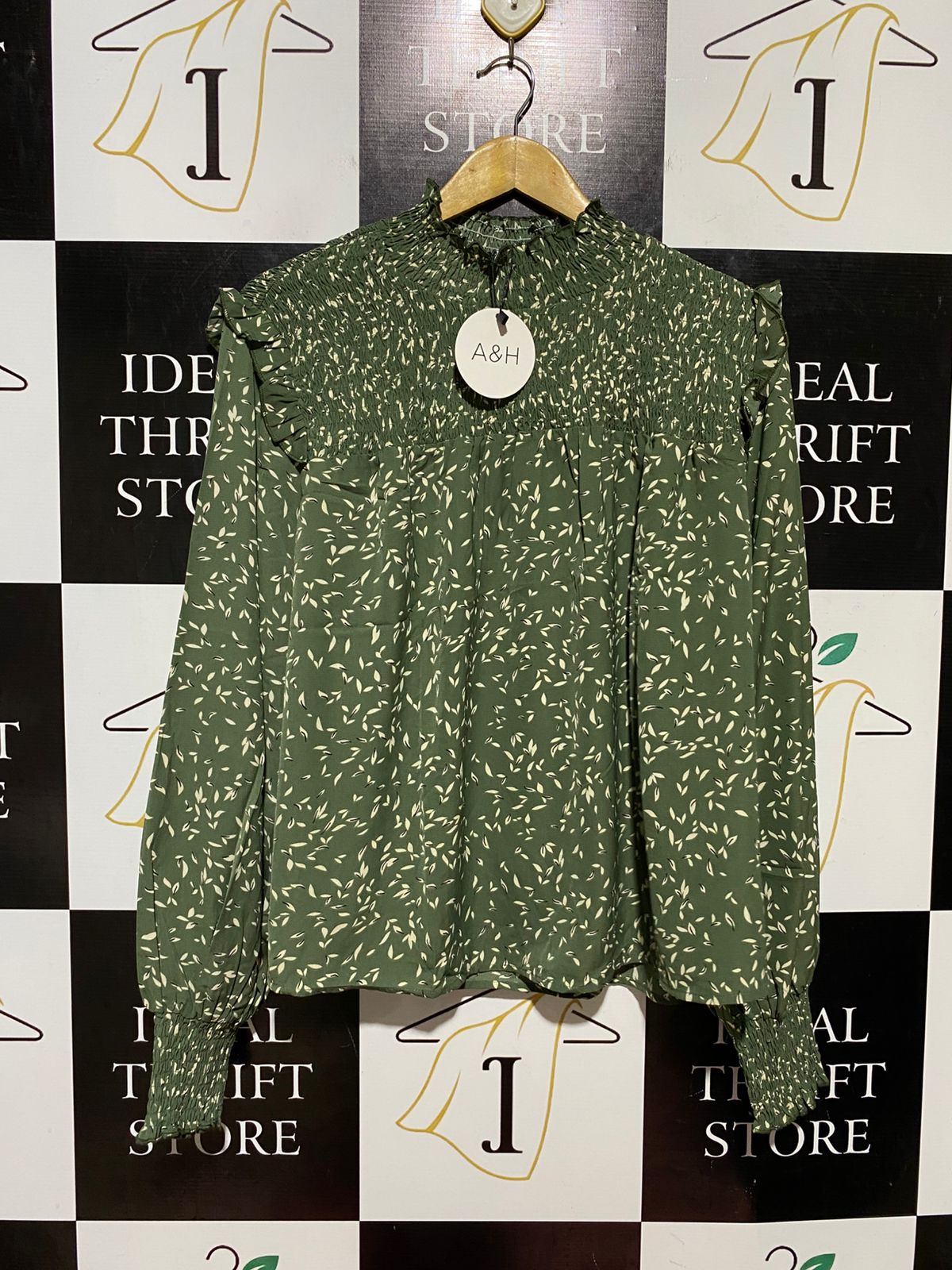 ATMOS & HERE |L| BUST 25| B42| OLIVE GREEN FLORAL LEAF PRINT SMOCKED MOCK NECK LONG SLEEVE BLOUSE TOP